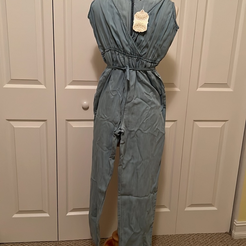 Altar’d state blue romper size M